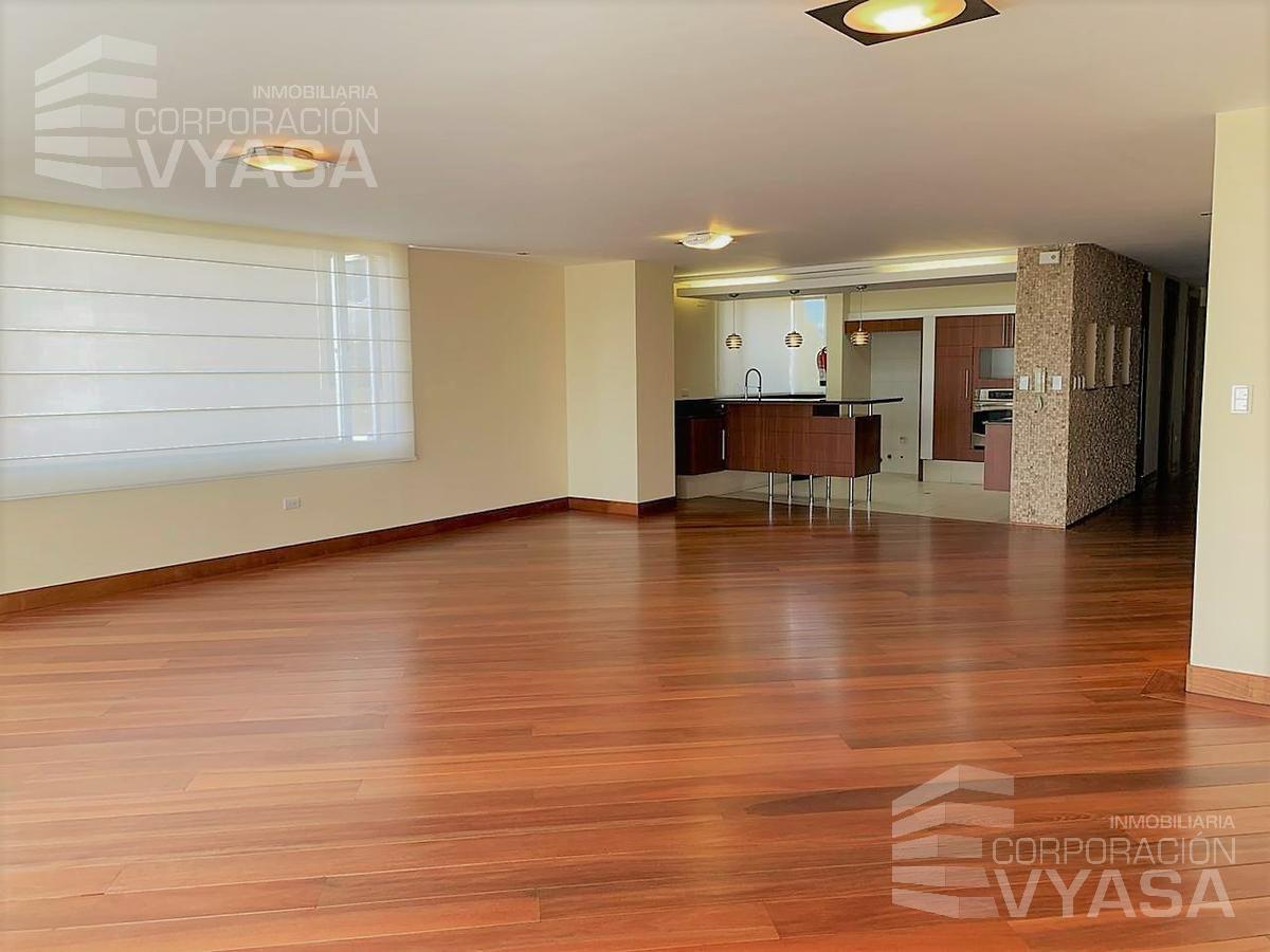 Quito Tenis, Bonito Departamento en Venta de 197 m² de 3 Dorm. — imagen 3