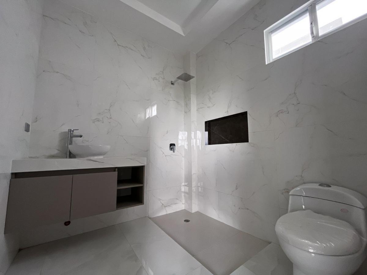 Casa en Venta en Urb. San Antonio, Via a Salitre, Guayas — imagen 5