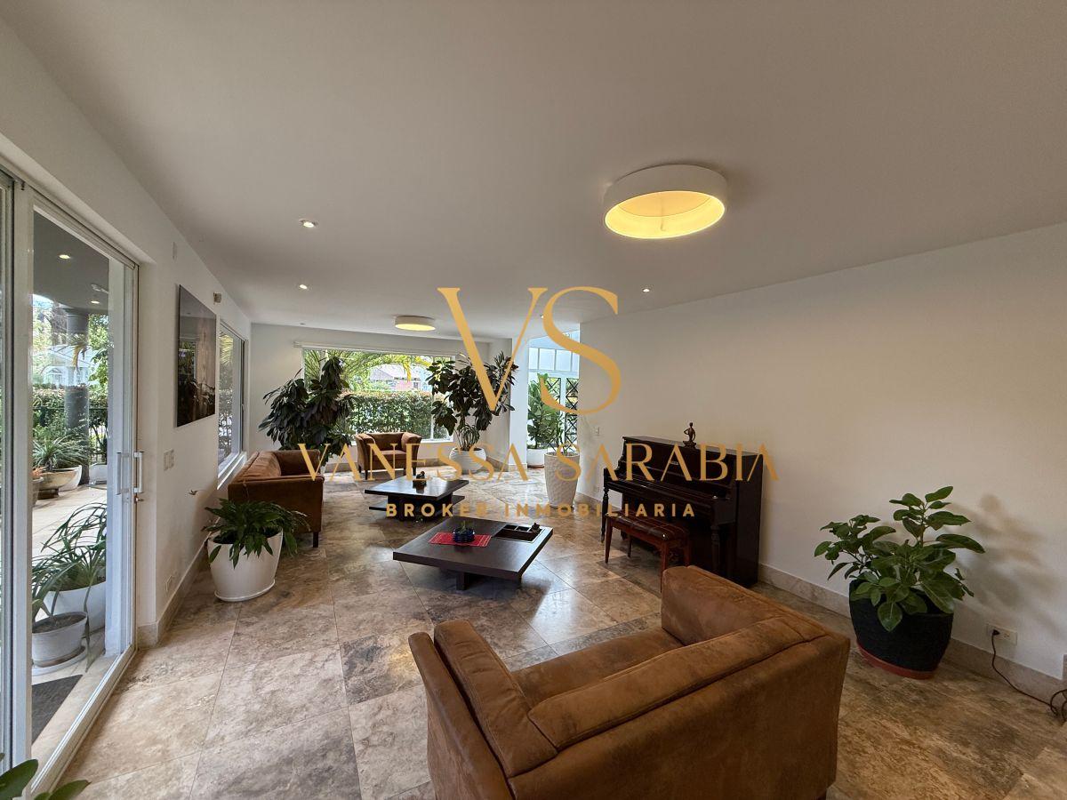 Venta Exclusiva Casa en La Urbanización en Puembo en Quito – Ecuador — imagen 5