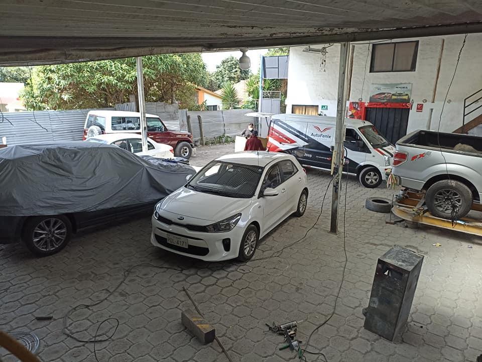 Casa con Terreno Para Negocio Automotriz en Venta | Tumbaco — imagen 5