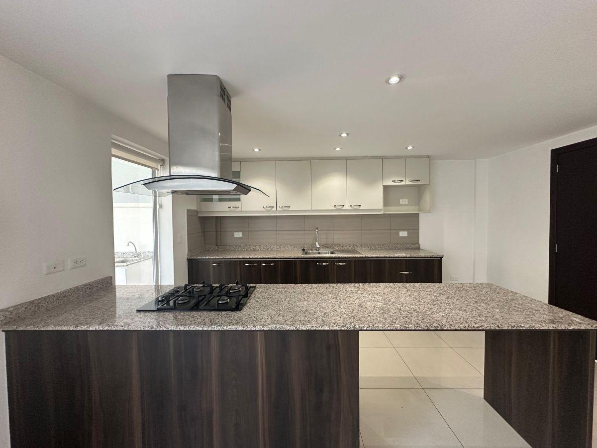 Casa de Venta en Quito, Sector de Calderón — imagen 8