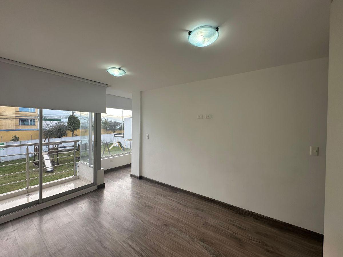 Casa de Venta en Quito, Sector de Calderón — imagen 3