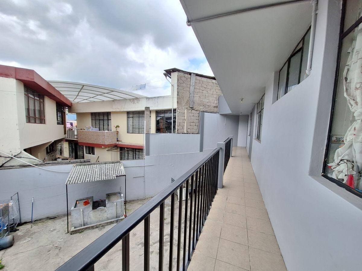 Casa en Venta en San Bartolo - 2 Departamentos + Mini - Suite - Patio y Terraza — imagen 4