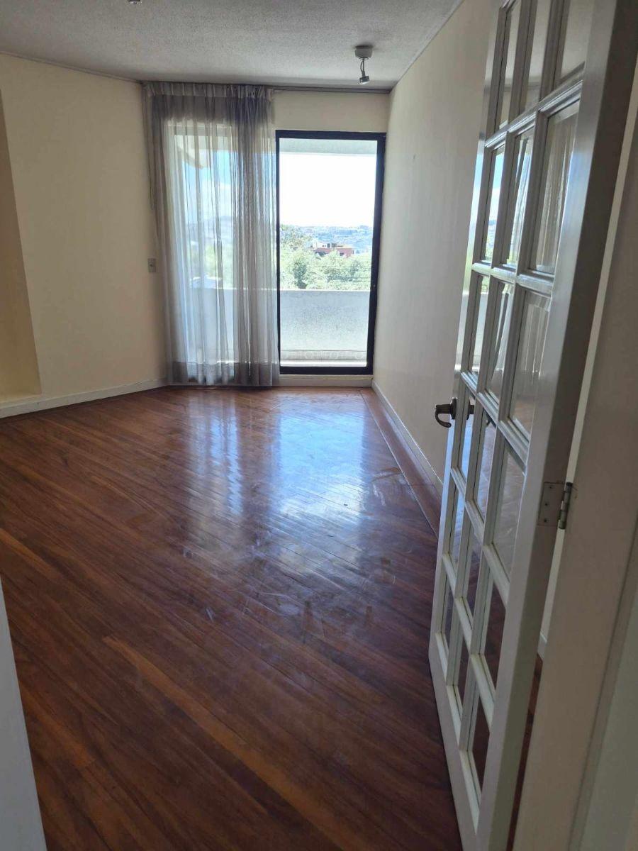 Departamento en Venta Cerca del C. Comercial, con Facilidades de Comunicacion, Sector El Bosque — imagen 7