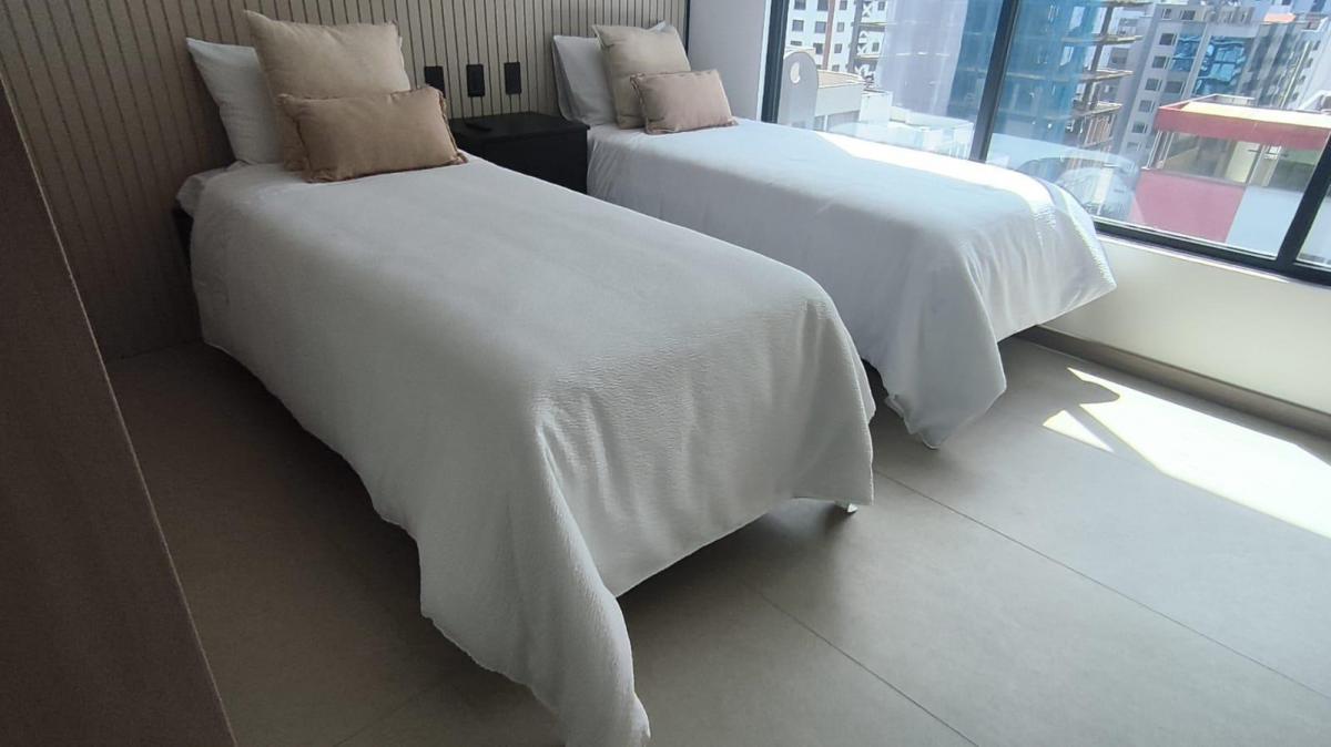Departamento en Venta de 115 m² con Vista a La Carolina | Amoblado o Sin Amoblar — imagen 7