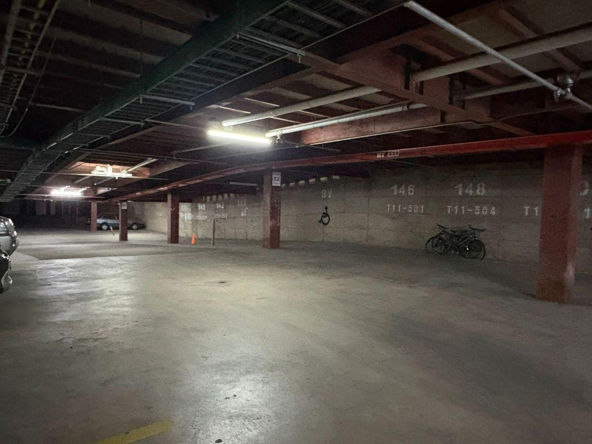 En Venta Departamento 3 Dormit. Bodega, 2 Parq. en Conjunto. Carcelen $74.000 — imagen 9