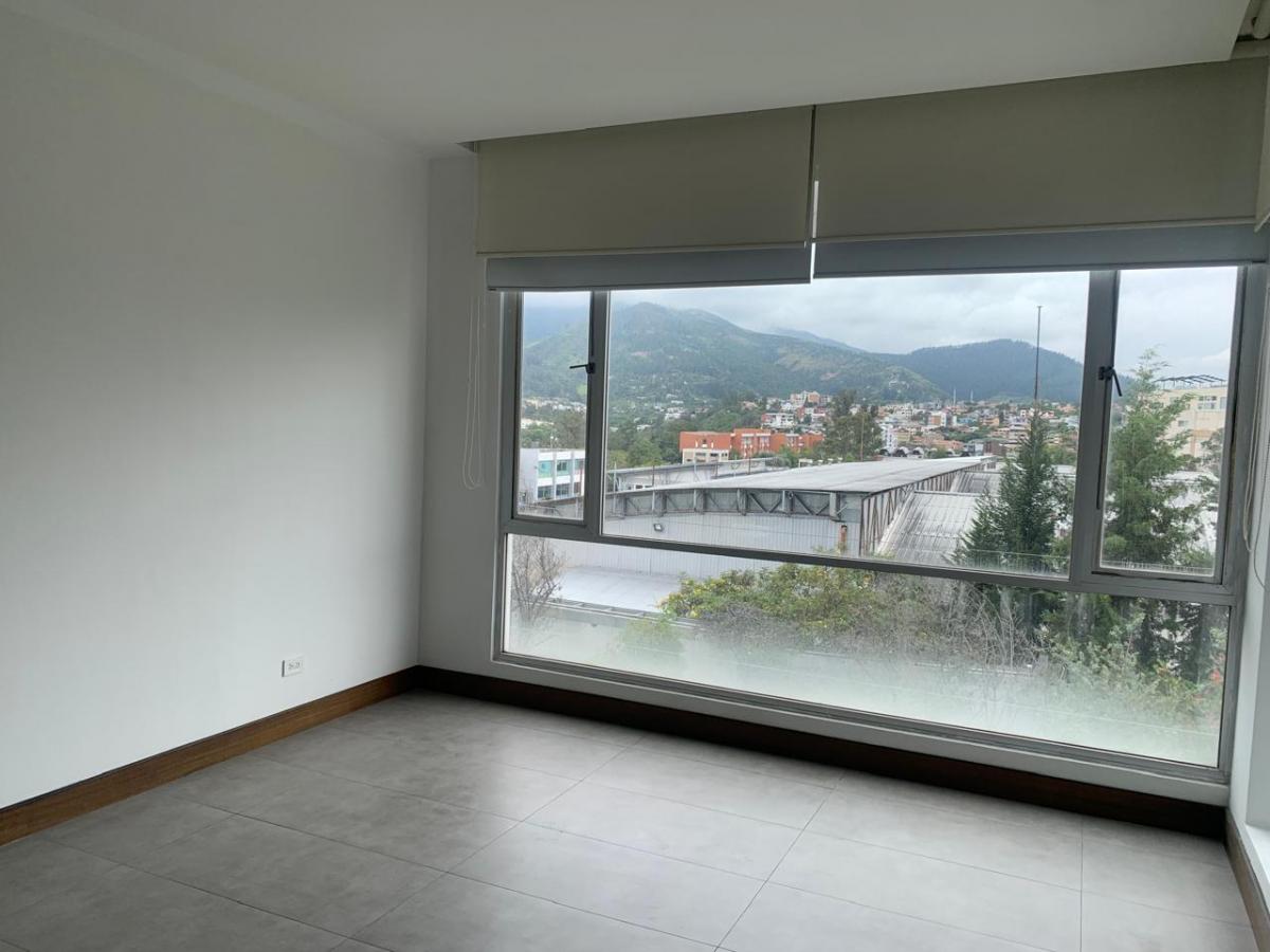 Vendo Departamento en Cumbaya 107,m² Balcón 7 m² 2 Dorm. $190.000 — imagen 7