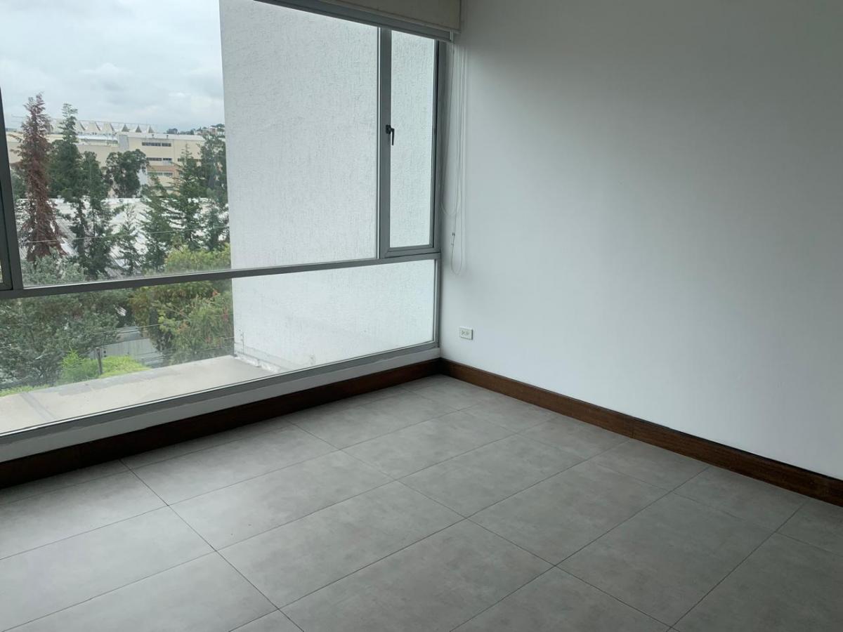 Vendo Departamento en Cumbaya 107,m² Balcón 7 m² 2 Dorm. $190.000 — imagen 3