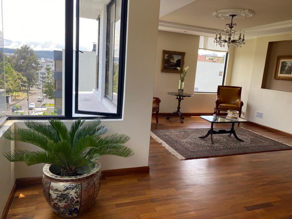 Vendo Hermoso Departamento - Quito Tenis — imagen 8
