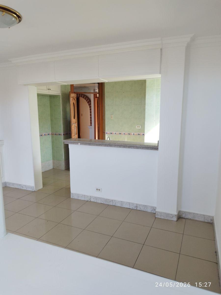 Vendo Departamento 120 m 3 Dorm. Pinar Alto Quito — imagen 9