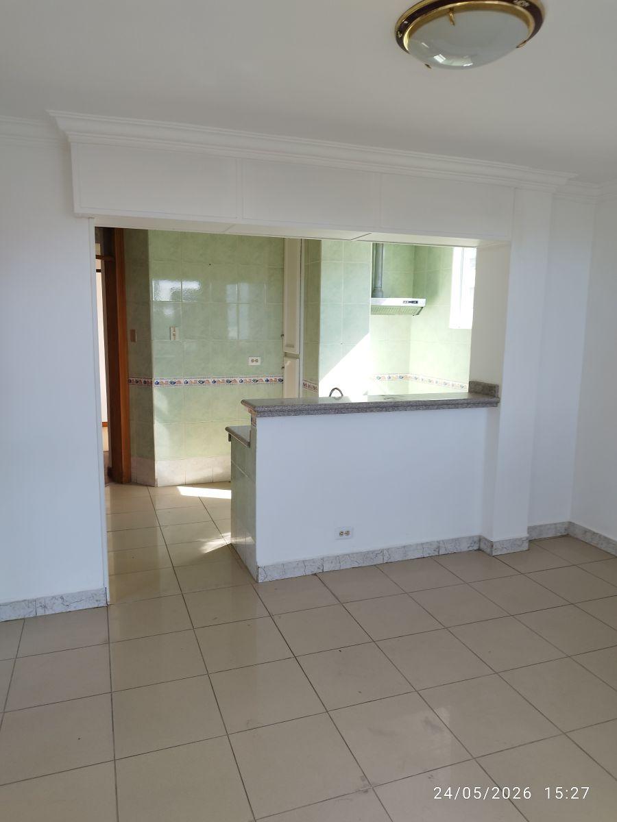 Vendo Departamento 120 m 3 Dorm. Pinar Alto Quito — imagen 8