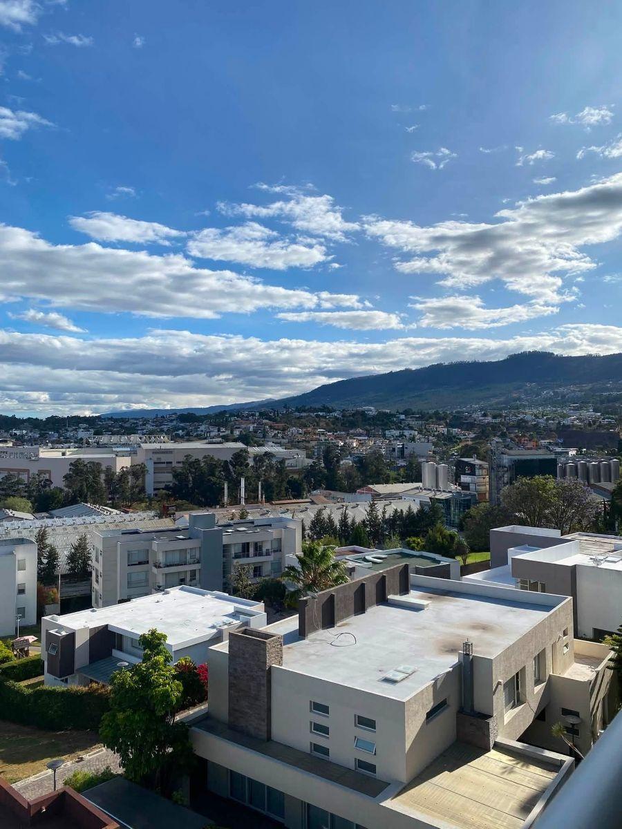 Departamento de 131 m² Más 25 m² de Terraza 3 Dorm. en Venta en Cumbayá Vista Amenities — imagen 6