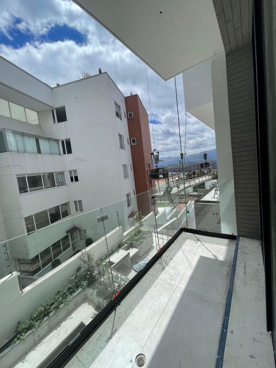Departamento 95 m², Terraza 2 Dorm. en Venta en Cumbayá — imagen 10