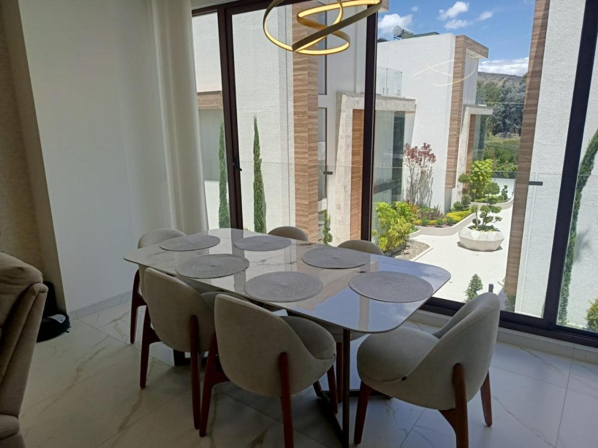 Departamento de Lujo en Cumbaya Semiamoblado — imagen 7