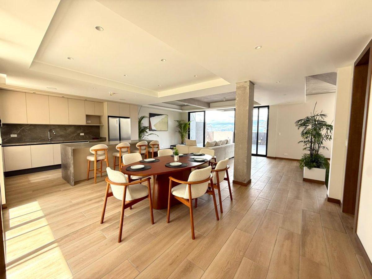 Venta Casa en Campo Alegre - Home Realtors — imagen 10