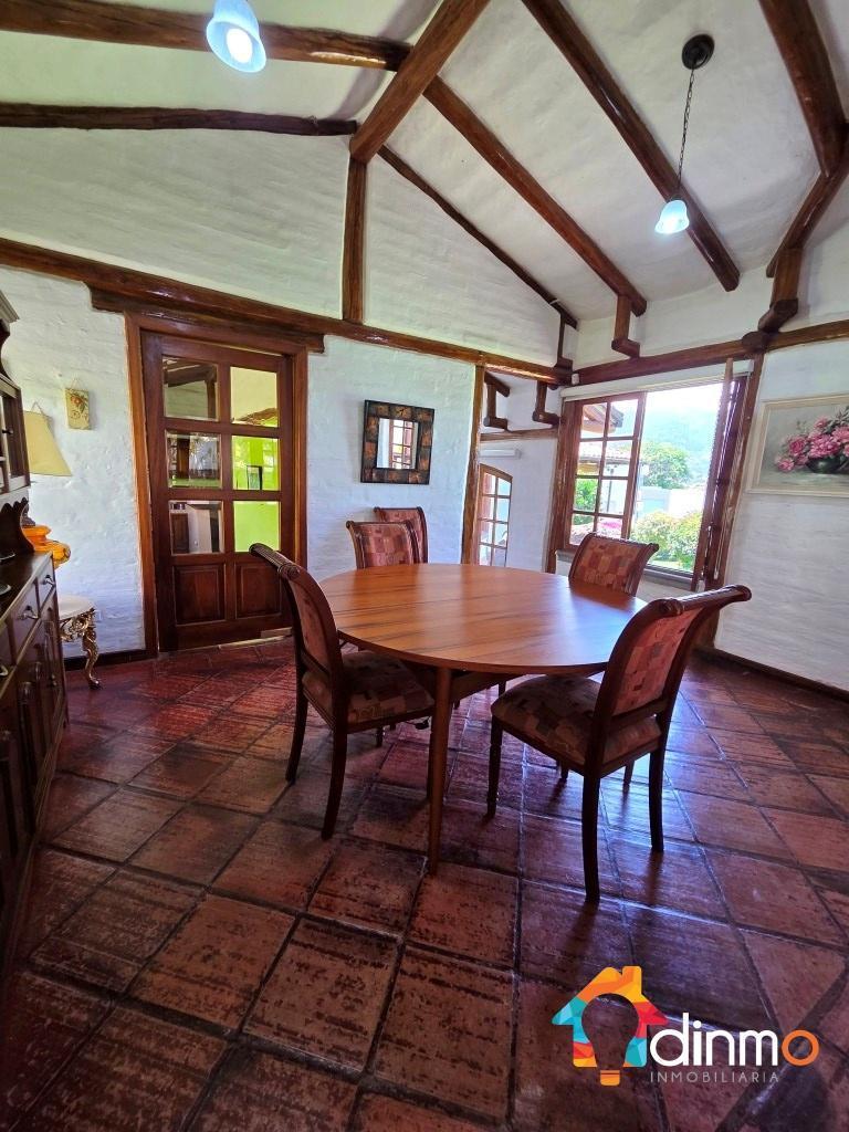Casa en Venta Urbanziación La Viña Alta – Tumbaco | Amplio Terreno — imagen 6