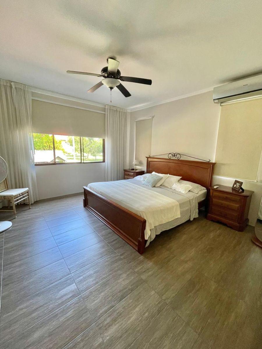 Hermosa y Amplia Casa de Una Planta con Suite Independiente, Guayas — imagen 6