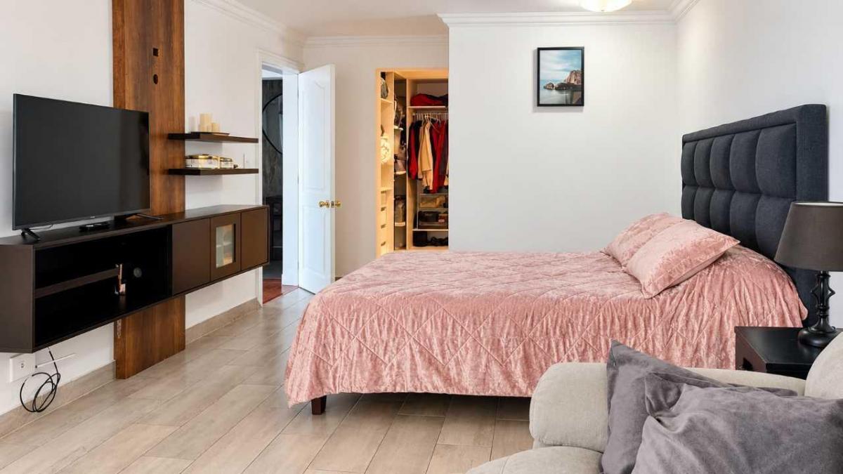 Venta Departamento Cumbaya Urbanización Vista Grande con Jardin — imagen 7