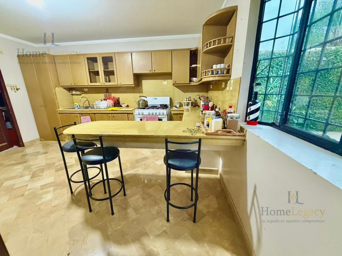 Venta de Casa Esquinera con Vista Al Parque, 4 Dorm. y Patio Am, Guayas — imagen 9
