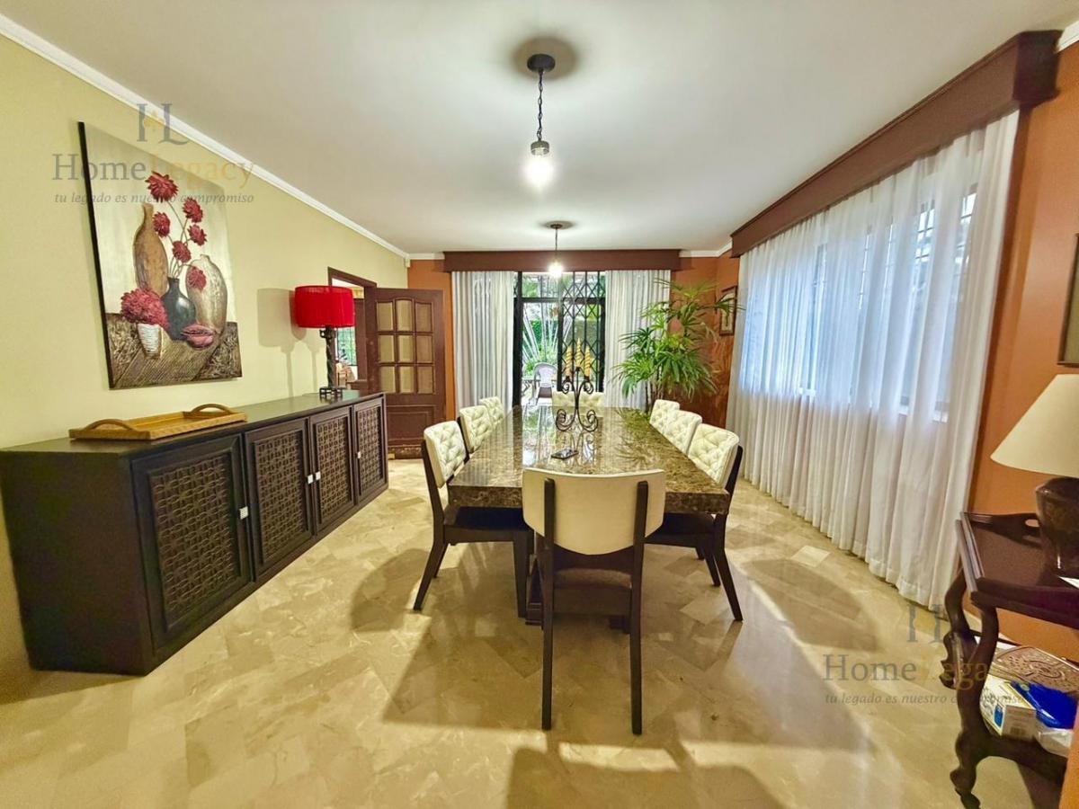 Venta de Casa Esquinera con Vista Al Parque, 4 Dorm. y Patio Am, Guayas — imagen 3