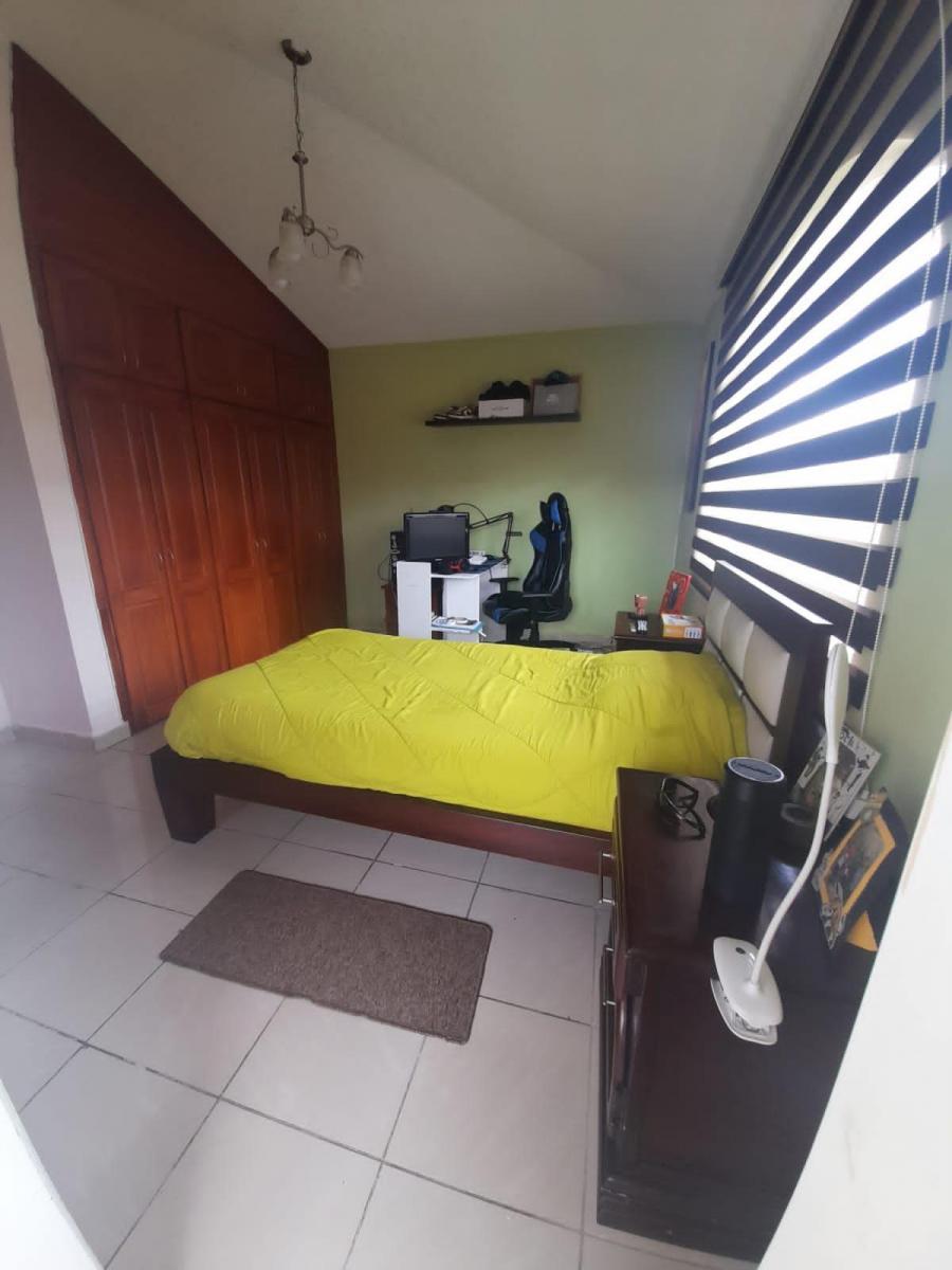 Hermosa y Amplia Casa en Venta Dentro de Urb. Residencial — imagen 3