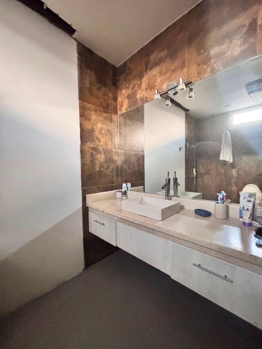 7624. Urb. Cortijo - Samborondon, Vendo Casa 1 Planta 4Dorm. $680.000. Guayas — imagen 9