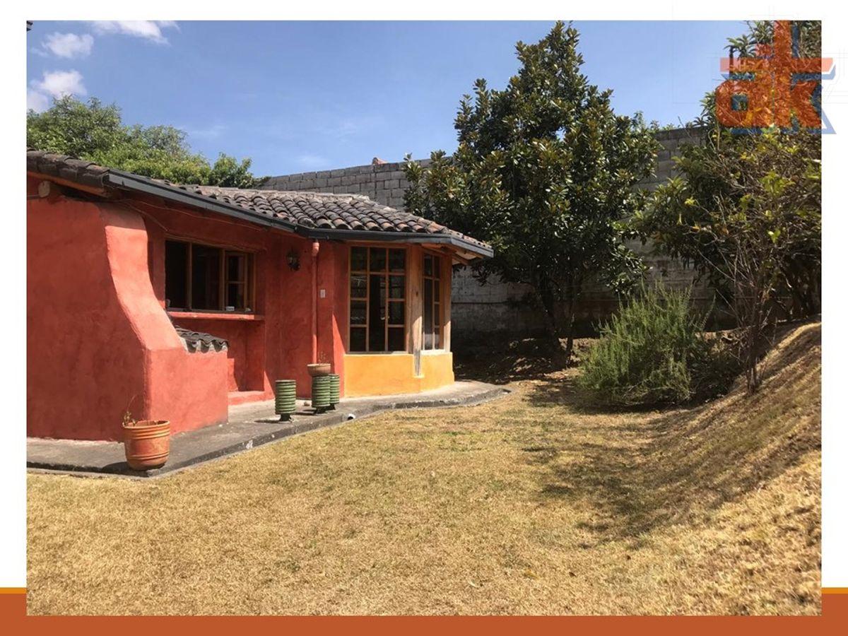 Propiedad de 3 Casas + Áreas Sociales en Conocoto – 2.500 m² — imagen 7