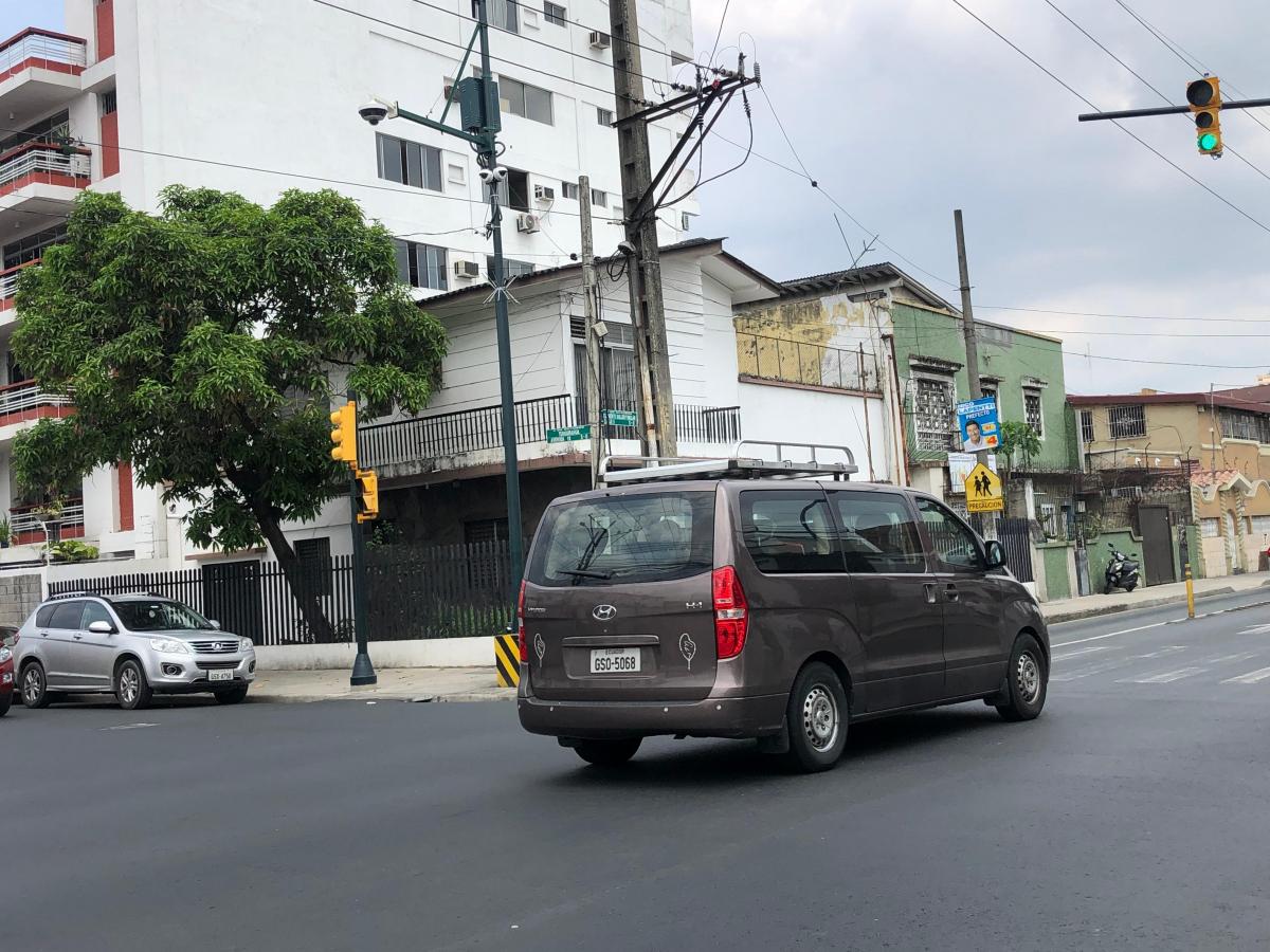 Vendo Amplia Villa en Esquina Ideal Para Locales Comerciales, Guayas — imagen 10