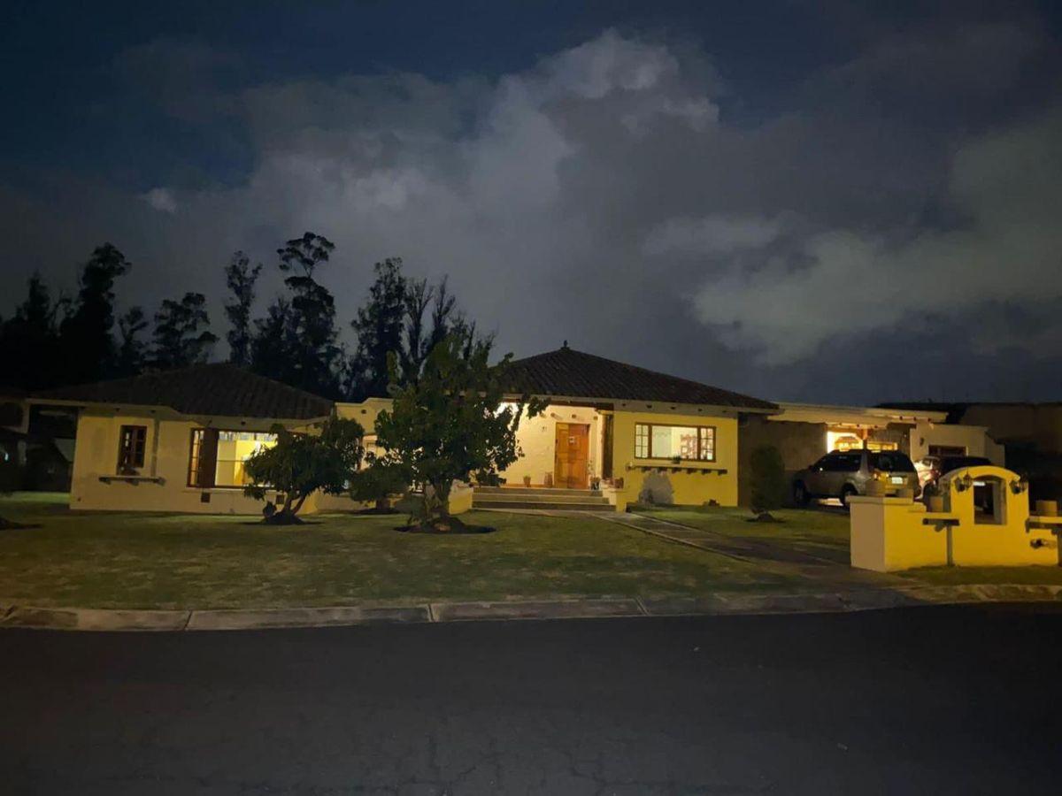 Hermosa Casa de Venta en Tumbaco — imagen 8