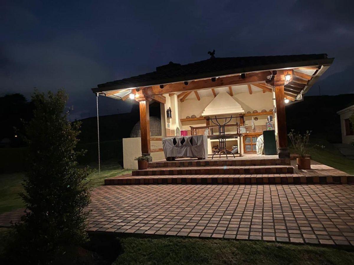 Hermosa Casa de Venta en Tumbaco — imagen 7