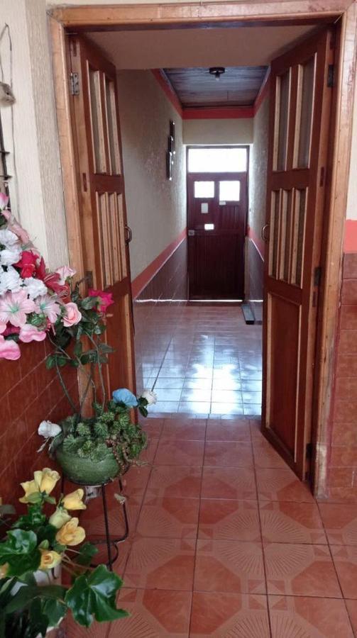 Casa en Venta en El Centro de Tulcán con 2 Locales Comerciales, Carchi — imagen 6