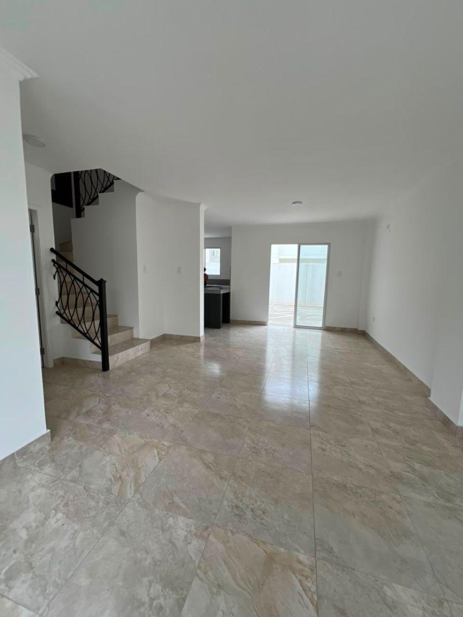 Hermosa Casa Esquinera Ubicada en Casa Laguna, Guayas — imagen 9