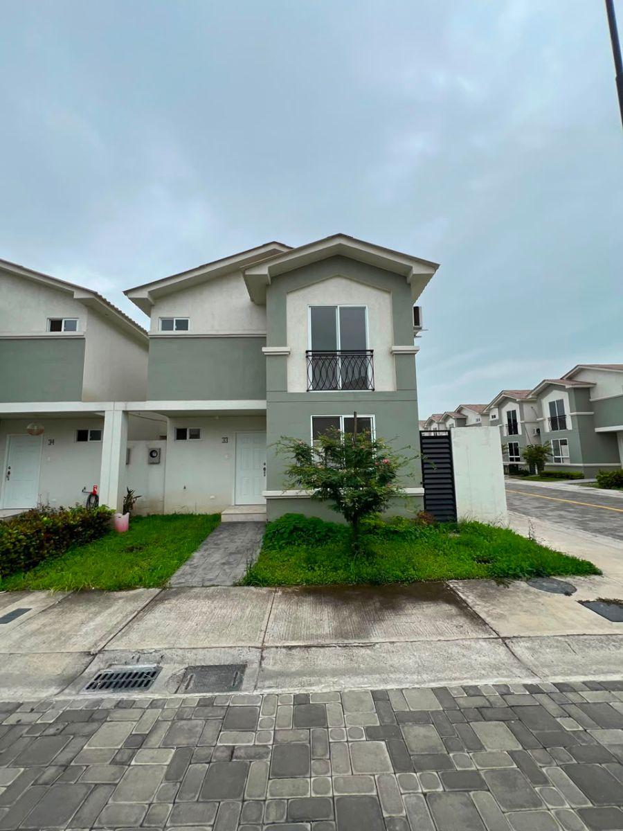 Hermosa Casa Esquinera Ubicada en Casa Laguna, Guayas — imagen 7
