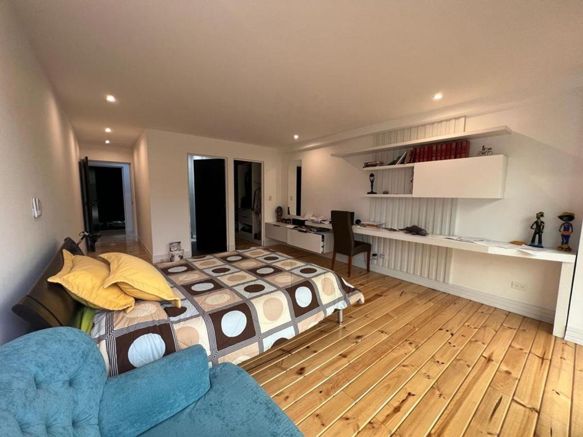 Casa de Lujo en Venta en Urbanización — imagen 9