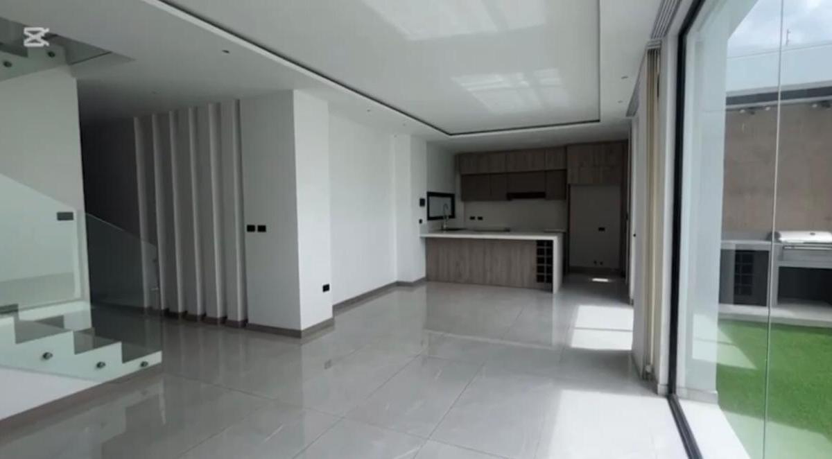 Se Vende Casa Sector La Armenia con Acabados de Lujo — imagen 8