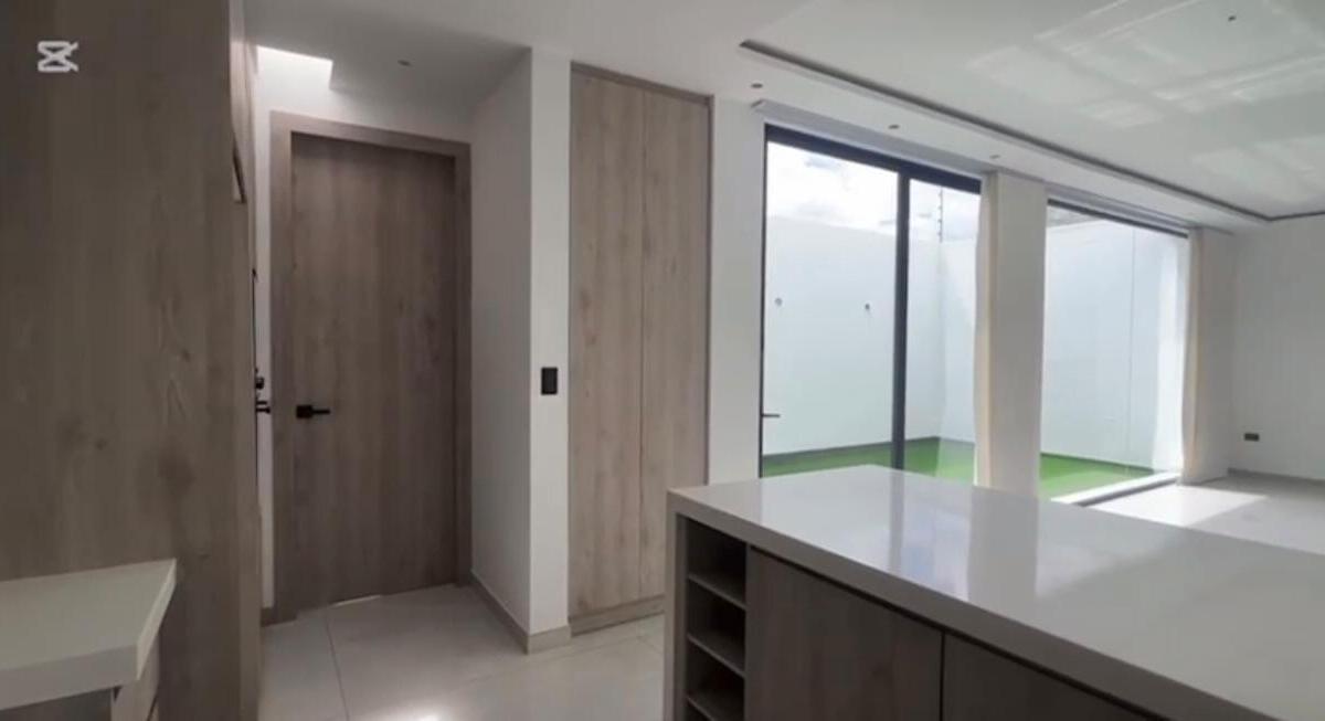 Se Vende Casa Sector La Armenia con Acabados de Lujo — imagen 5
