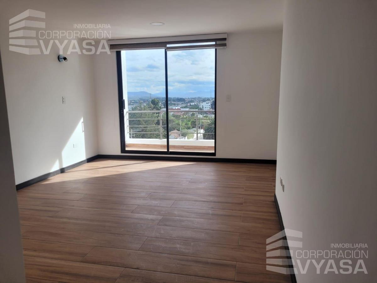 Tumbaco - Ruta Viva, Duplex en Venta de 250 m² de 3 Dorm. — imagen 8
