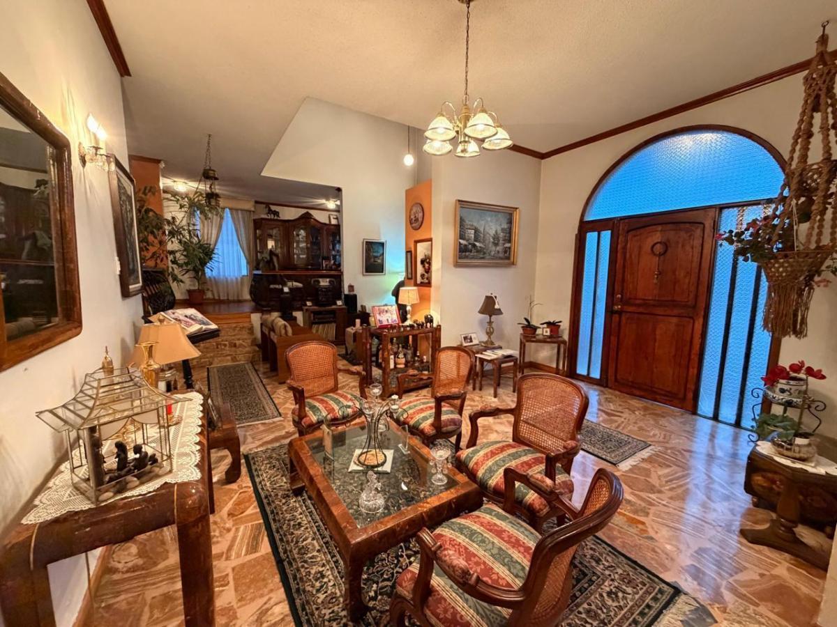 Venta Casa 4 Dorm. 341 m² Pinar Bajo / Norte de Quito — imagen 8