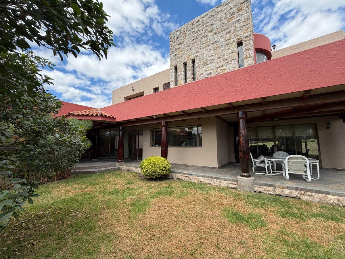 Hermosa Casa en Urbanización Privada — imagen 9