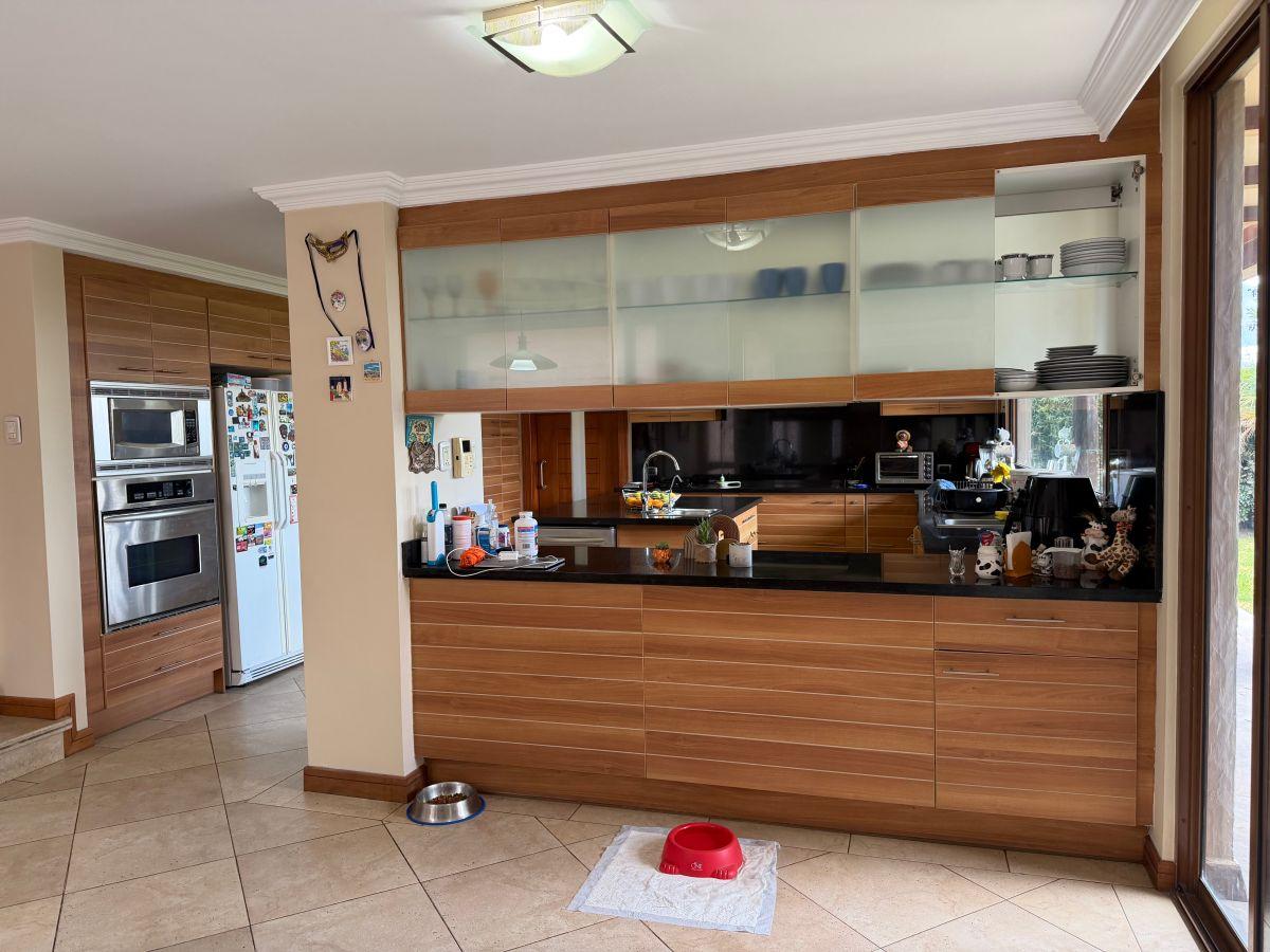 Hermosa Casa en Urbanización Privada — imagen 7