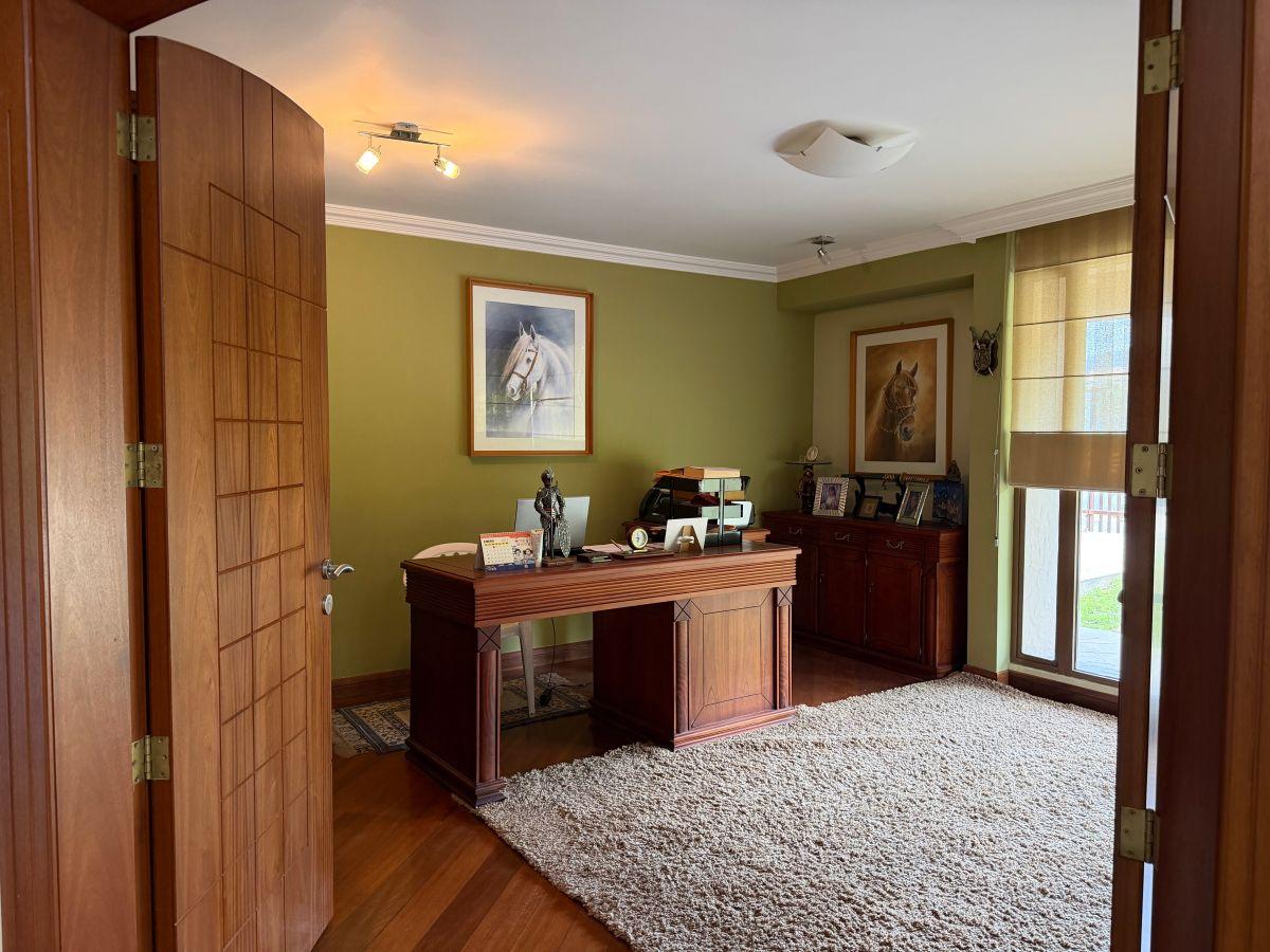 Hermosa Casa en Urbanización Privada — imagen 3