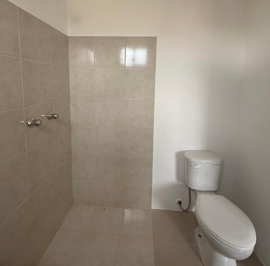 Casa en Venta Urbanizacion Paseo del Sol Via Chongon (Seaz), Guayas — imagen 4