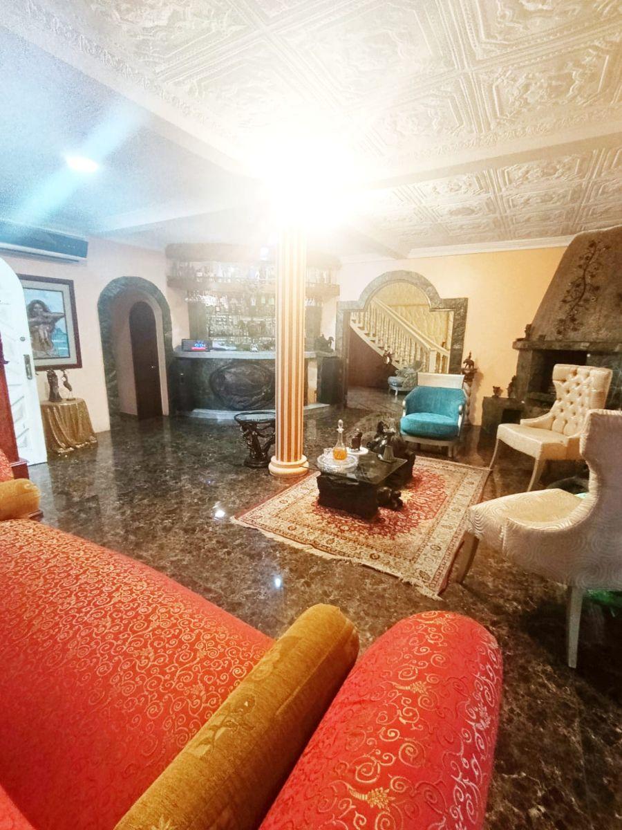 Vendo Casa Esquinera de Una Planta y Media en La Alborada XI Etapa, Guayas — imagen 7