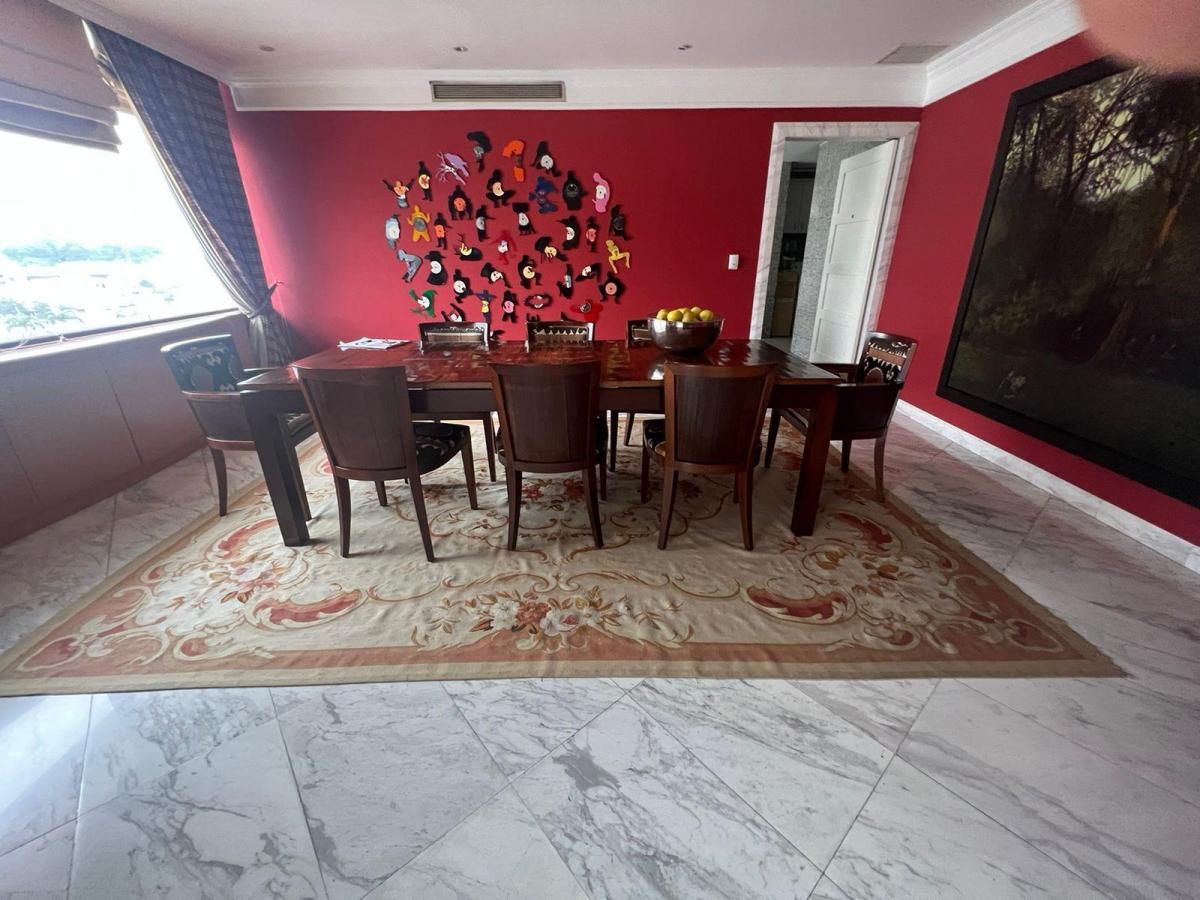 Lindo Departamento Ubicado en El Hilton Colon, Guayas — imagen 6