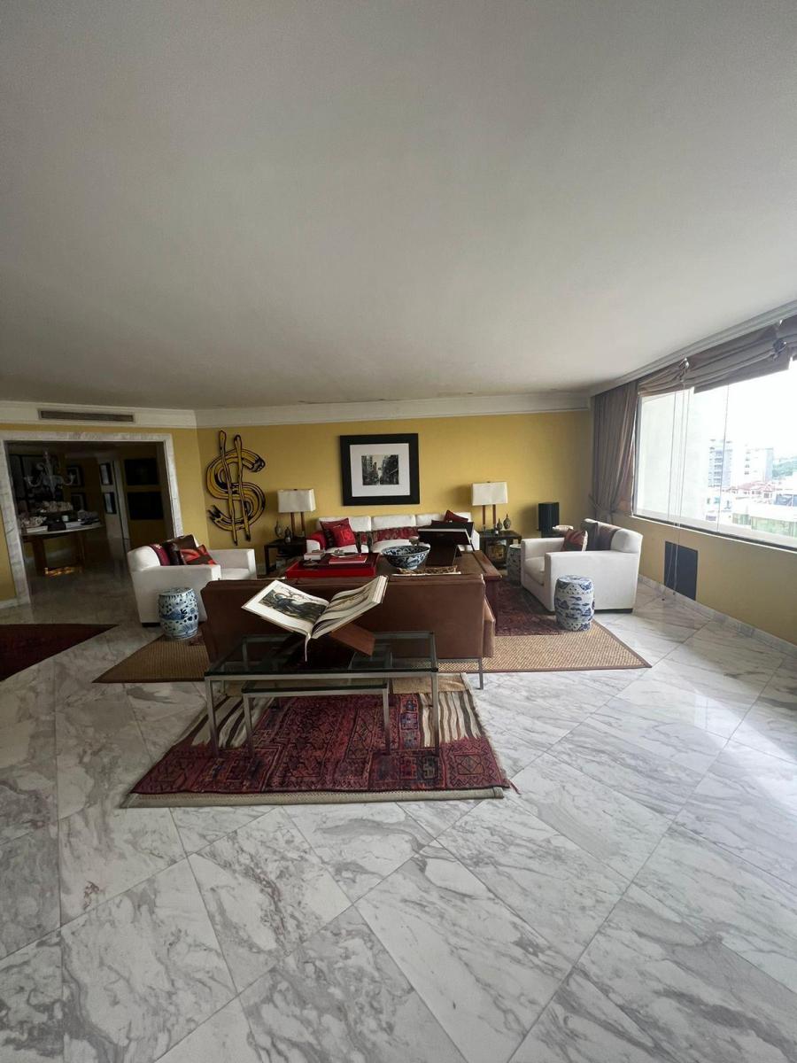 Lindo Departamento Ubicado en El Hilton Colon, Guayas — imagen 4