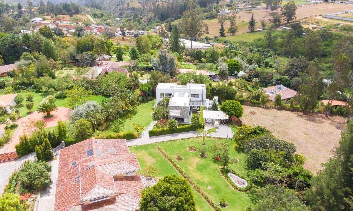 Venta Casa de Lujo en Puembo — imagen 8