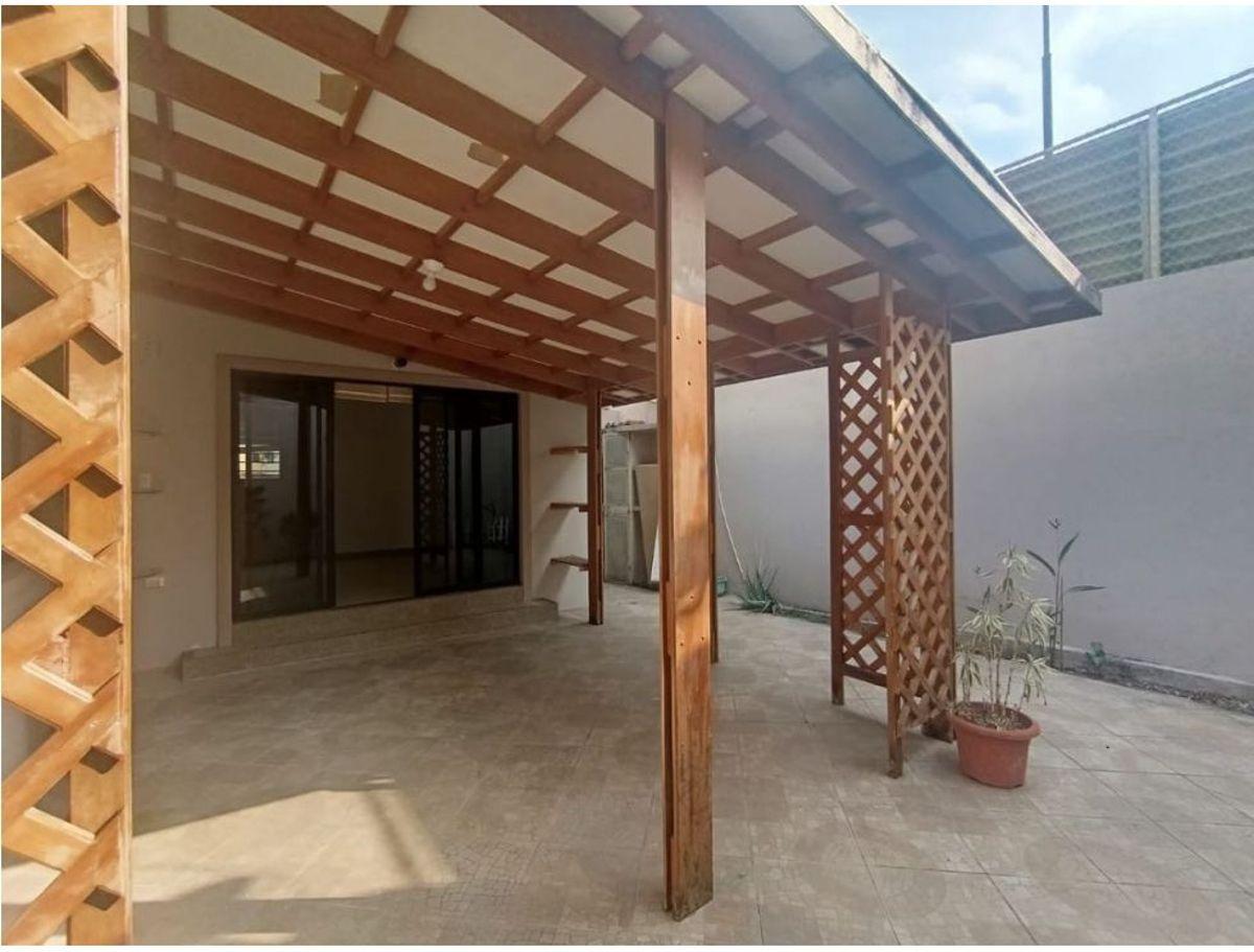 Casa en Venta en Urbanización Portofino – Seguridad 24/7, Guayas — imagen 8