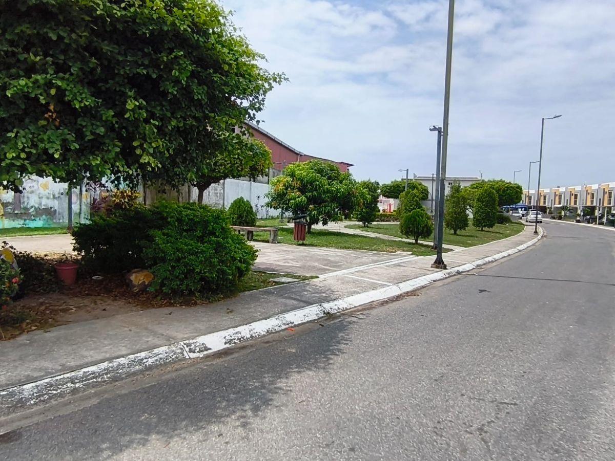 Venta de Casa Ciudadela Cerrada Panorama Real, duran - A. Maidana, Guayas — imagen 4