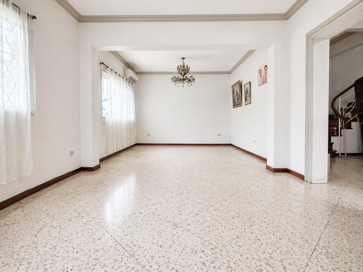 Casa Esquinera en Venta Barrio Orellana - I. Alarcón, Guayas — imagen 10