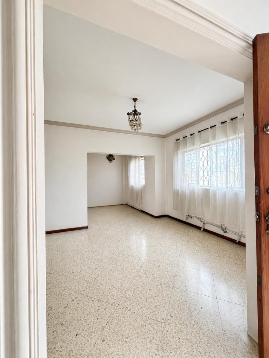 Casa Esquinera en Venta Barrio Orellana - I. Alarcón, Guayas — imagen 8